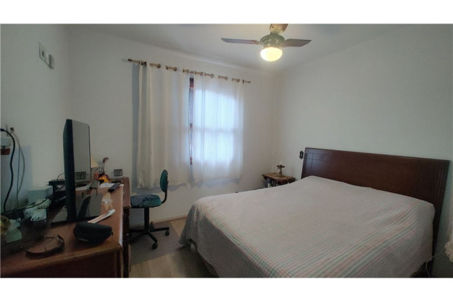 Imagem Casa com 3 Quartos à Venda, 207 m² em Vila Marari - São Paulo Imagem Casa com 3 Quartos à Venda, 207 m² em Vila Marari - São Paulo