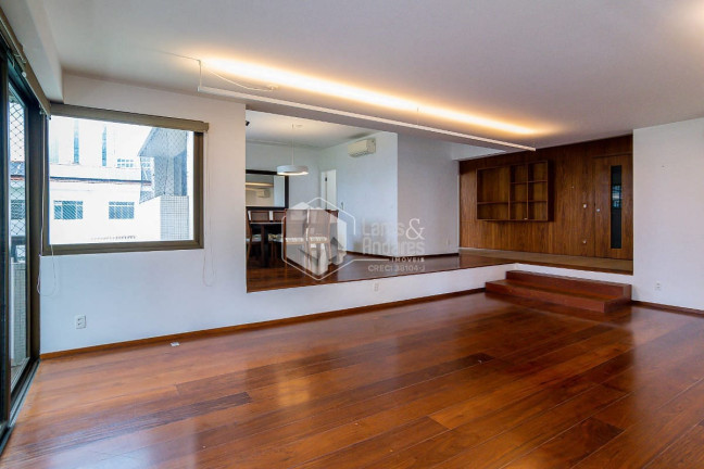 Imagem Apartamento com 3 Quartos à Venda, 287 m² em Aclimação - São Paulo Imagem Apartamento com 3 Quartos à Venda, 287 m² em Aclimação - São Paulo
