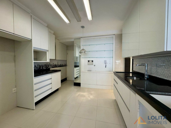 Imagem Apartamento com 3 Quartos à Venda, 119 m² em Centro - Florianópolis Imagem Apartamento com 3 Quartos à Venda, 119 m² em Centro - Florianópolis