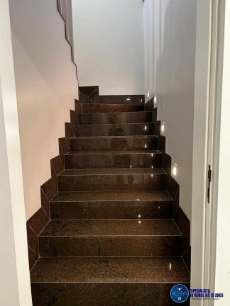 Imagem Casa com 3 Quartos à Venda, 484 m² em Residencial Mendanha - Goiânia Imagem Casa com 3 Quartos à Venda, 484 m² em Residencial Mendanha - Goiânia