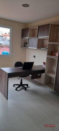 Imagem Sobrado com 3 Quartos à Venda, 316 m² em Jardim Vila Galvão - Guarulhos Imagem Sobrado com 3 Quartos à Venda, 316 m² em Jardim Vila Galvão - Guarulhos