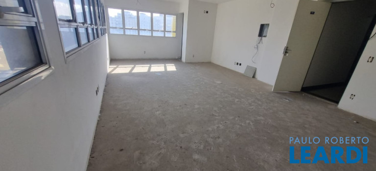 Imagem Sala Comercial à Venda, 45 m² em Centro - Santo André Imagem Sala Comercial à Venda, 45 m² em Centro - Santo André