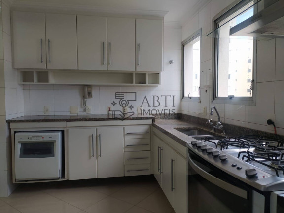 Imagem Apartamento com 3 Quartos para Alugar, 200 m² em Moema - São Paulo