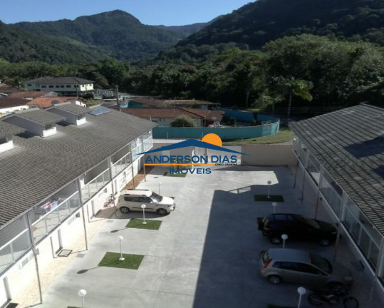 Casa com 2 Quartos à Venda, 100 m² em Cidade Jardim - Caraguatatuba