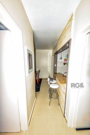 Imagem Imóvel com 2 Quartos à Venda, em Cristal - Porto Alegre Imagem Imóvel com 2 Quartos à Venda, em Cristal - Porto Alegre