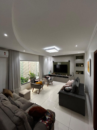 Imagem Casa com 3 Quartos à Venda, 250 m² em Morada De Laranjeiras - Serra Imagem Casa com 3 Quartos à Venda, 250 m² em Morada De Laranjeiras - Serra