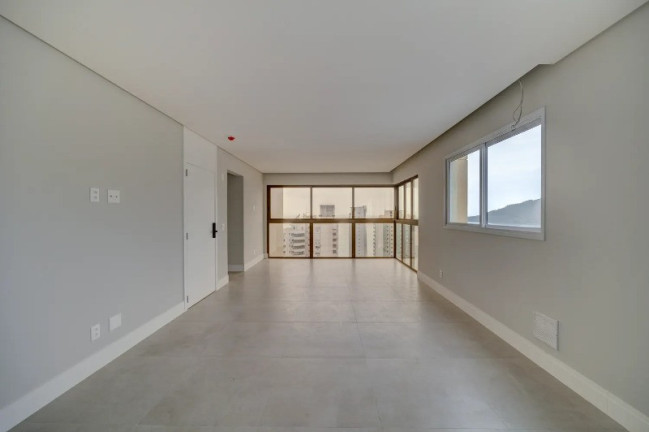 Imagem Apartamento com 3 Quartos à Venda, 118 m² em Centro - Balneário Camboriú Imagem Apartamento com 3 Quartos à Venda, 118 m² em Centro - Balneário Camboriú