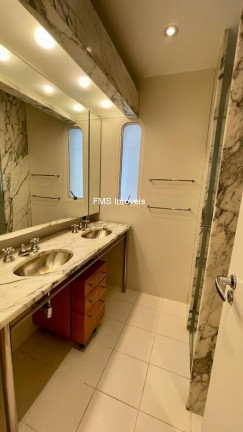 Imagem Imóvel com 3 Quartos à Venda, 210 m² em Cerqueira César - São Paulo Imagem Imóvel com 3 Quartos à Venda, 210 m² em Cerqueira César - São Paulo