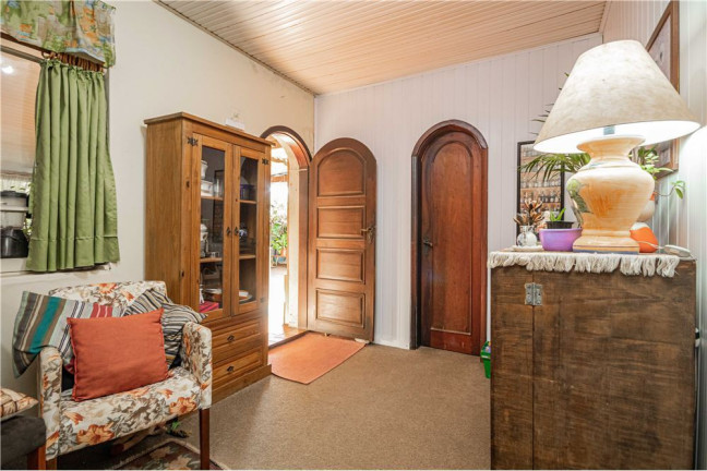 Imagem Casa com 5 Quartos à Venda,  em Petrópolis - Porto Alegre