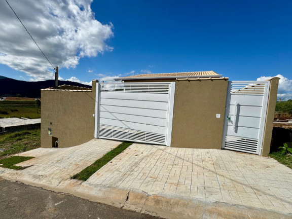Casa com 2 Quartos à Venda, 200 m² em Centro - Extrema
