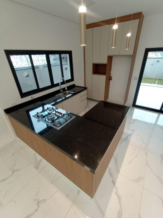 Imagem Sobrado com 3 Quartos à Venda, 145 m² em Villas Do Jaguari - Santana De Parnaíba