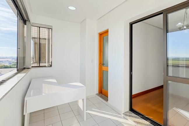Imagem Cobertura com 2 Quartos à Venda, 144 m² em Jardim Lindóia - Porto Alegre