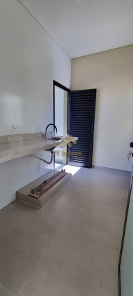 Imagem Casa com 3 Quartos à Venda, 322 m² em São Carlos