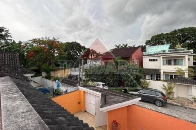 Imagem Casa com 3 Quartos à Venda, 200 m² em Vargem Grande - Rio De Janeiro