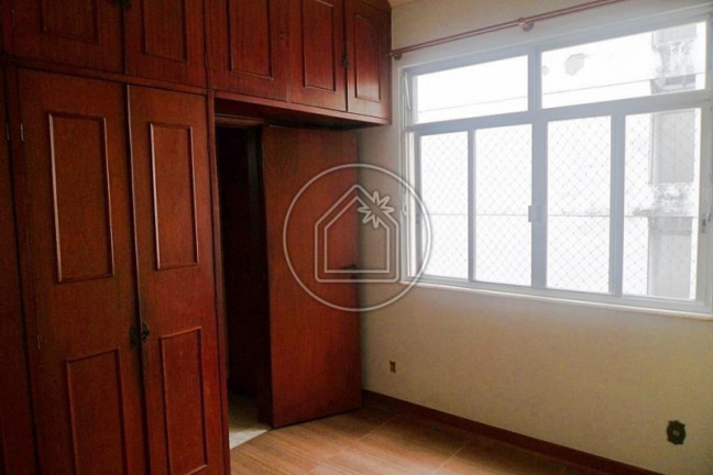 Imagem Apartamento com 2 Quartos à Venda, 67 m² em Copacabana - Rio De Janeiro