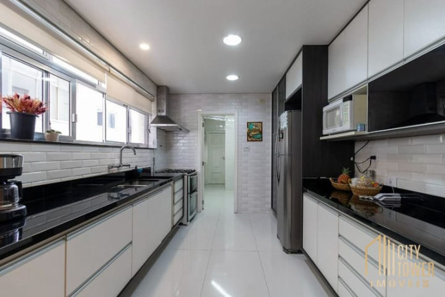 Imagem Apartamento com 3 Quartos à Venda, 224 m² em Jardim Paulista - São Paulo Imagem Apartamento com 3 Quartos à Venda, 224 m² em Jardim Paulista - São Paulo