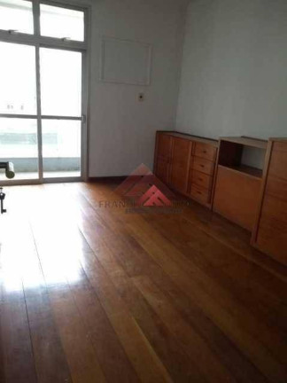 Imagem Apartamento com 4 Quartos à Venda, 270 m² em Icaraí - Niterói Imagem Apartamento com 4 Quartos à Venda, 270 m² em Icaraí - Niterói