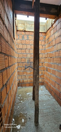 Imagem Sobrado com 2 Quartos à Venda, 70 m² em Jardim Iririú - Joinville