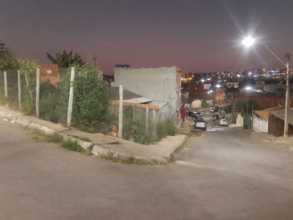 Terreno à Venda, 240 m² em Varjão - Brasília
