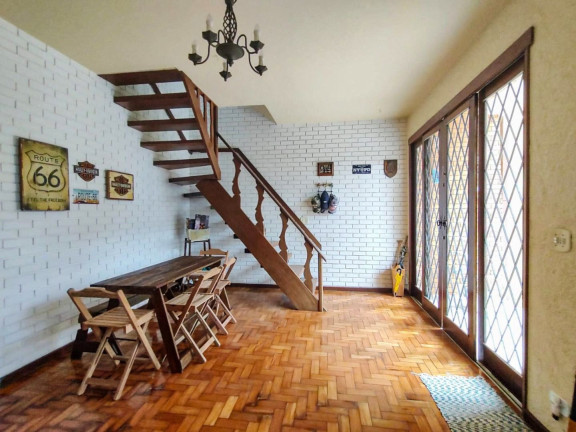 Imagem Casa com 3 Quartos à Venda, 145 m² em Alto - Teresópolis Imagem Casa com 3 Quartos à Venda, 145 m² em Alto - Teresópolis