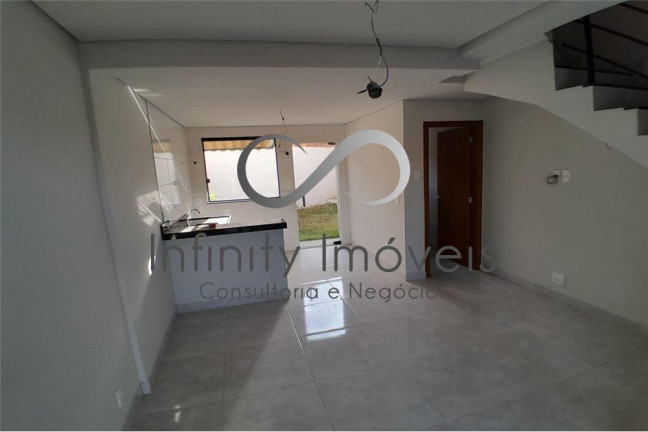 Imagem Casa com 3 Quartos à Venda,  em Novo  Centro - Santa Luzia