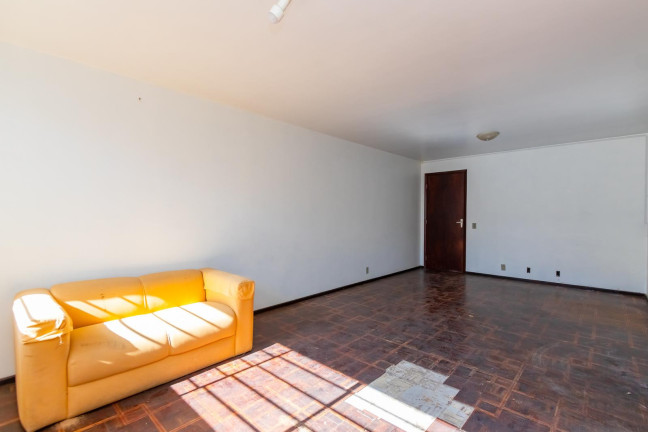 Imagem Casa com 3 Quartos à Venda, 150 m² em Juvevê - Curitiba