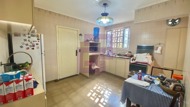 Imagem Apartamento com 4 Quartos à Venda, 141 m² em Pitangueiras - Guarujá