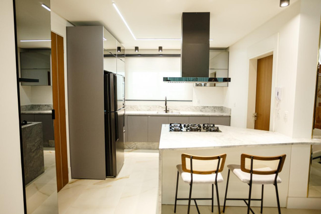 Imagem Apartamento com 4 Quartos à Venda, 207 m² em Centro - Balneário Camboriú Imagem Apartamento com 4 Quartos à Venda, 207 m² em Centro - Balneário Camboriú
