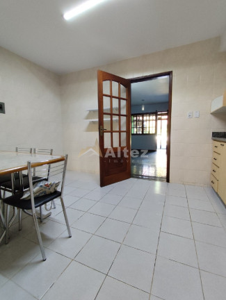 Imagem Casa com 3 Quartos à Venda, 77 m² em Albuquerque - Teresópolis