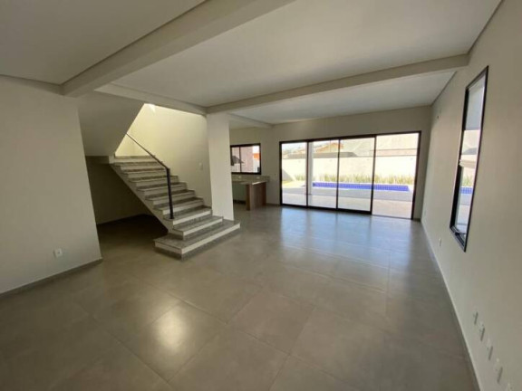 Imagem Sobrado com 4 Quartos à Venda, 212 m² em Jd Terra Do Vale - Caçapava Imagem Sobrado com 4 Quartos à Venda, 212 m² em Jd Terra Do Vale - Caçapava