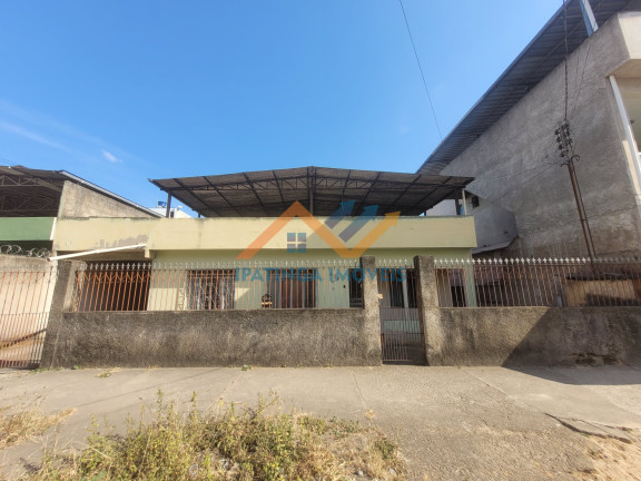 Casa com 3 Quartos à Venda, 220 m² em Veneza - Ipatinga