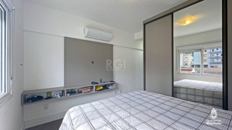Imagem Imóvel com 2 Quartos à Venda, 76 m² em Petrópolis - Porto Alegre