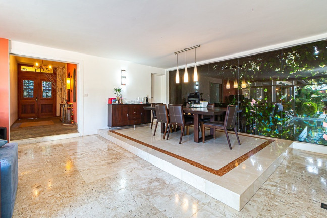 Imagem Casa com 5 Quartos à Venda, 550 m² em Santo Amaro - São Paulo Imagem Casa com 5 Quartos à Venda, 550 m² em Santo Amaro - São Paulo