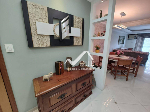 Imagem Apartamento com 3 Quartos à Venda, 150 m² em Embaré - Santos