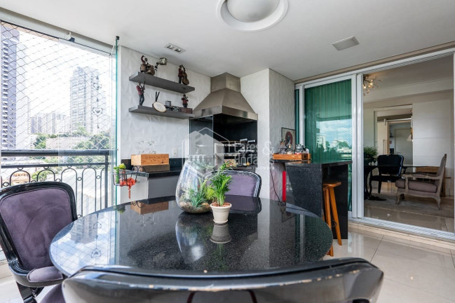 Imagem Apartamento com 4 Quartos à Venda, 215 m² em Aclimação - São Paulo