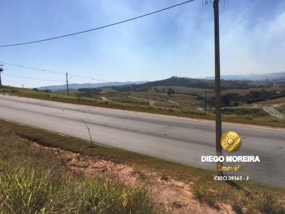Terreno à Venda, 140 m² em Bairro Do Uberaba - Bragança Paulista