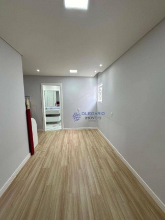 Imagem Sobrado com 4 Quartos à Venda, 388 m² em Centro - Balneário Piçarras