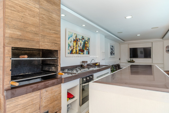 Imagem Casa com 3 Quartos à Venda, 352 m² em Mossunguê - Curitiba