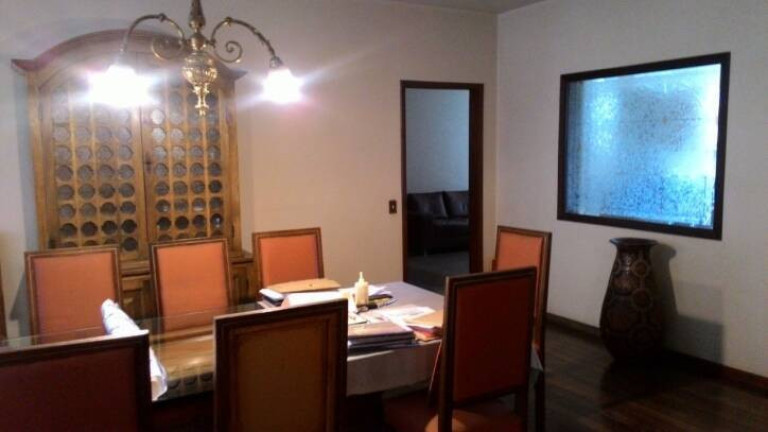 Imagem Apartamento com 4 Quartos à Venda, 250 m² em Santo Antônio - Belo Horizonte Imagem Apartamento com 4 Quartos à Venda, 250 m² em Santo Antônio - Belo Horizonte