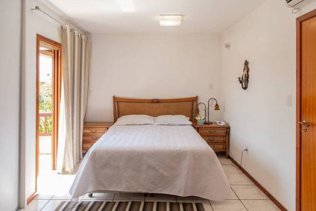 Imagem Casa com 4 Quartos para Alugar, 280 m² em Jurerê Internacional - Florianópolis