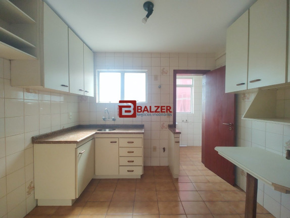 Imagem Apartamento com 2 Quartos à Venda, 102 m² em Centro - Florianópolis Imagem Apartamento com 2 Quartos à Venda, 102 m² em Centro - Florianópolis