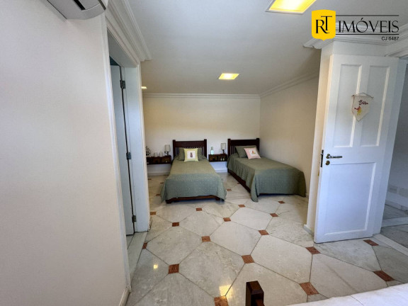 Imagem Casa com 8 Quartos à Venda, 1.610 m² em Búzios Imagem Casa com 8 Quartos à Venda, 1.610 m² em Búzios