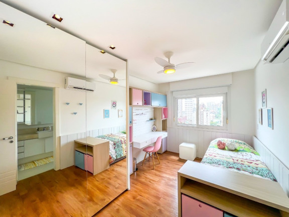 Imagem Apartamento com 4 Quartos à Venda, 304 m² em Petrópolis - Porto Alegre