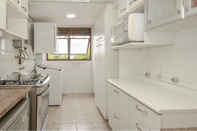Imagem Imóvel com 2 Quartos à Venda, 90 m² em Petrópolis - Porto Alegre Imagem Imóvel com 2 Quartos à Venda, 90 m² em Petrópolis - Porto Alegre
