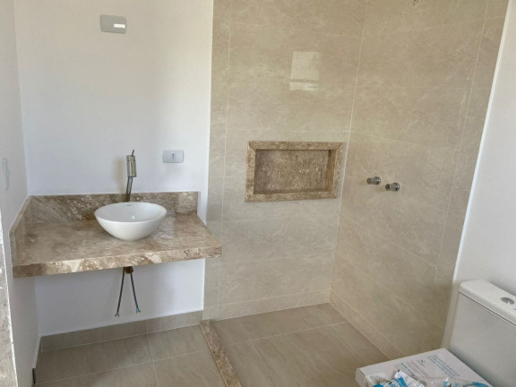 Imagem Casa com 3 Quartos à Venda, 270 m² em Cachoeira - Curitiba