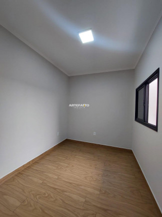 Imagem Casa com 2 Quartos à Venda, 102 m²