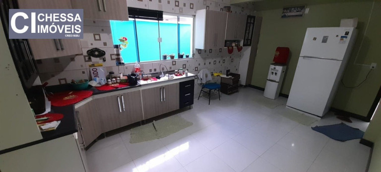 Sobrado com 5 Quartos à Venda, 675 m² em Barra Do Rio - Itajaí