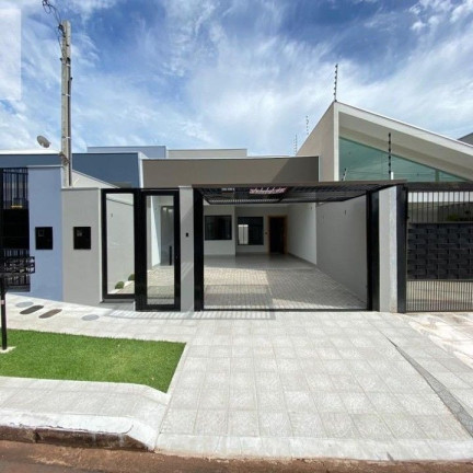 Casa com 3 Quartos à Venda, 127 m² em Parque Palmeiras - Maringa