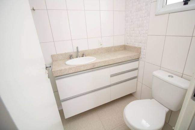 Imagem Apartamento com 3 Quartos à Venda, 83 m² em Vila Ipiranga - Porto Alegre Imagem Apartamento com 3 Quartos à Venda, 83 m² em Vila Ipiranga - Porto Alegre