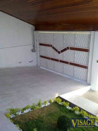 Imagem Casa com 3 Quartos à Venda, em Vila Branca - Jacareí Imagem Casa com 3 Quartos à Venda, em Vila Branca - Jacareí